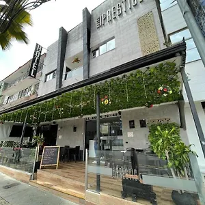 Hotel Prestige
