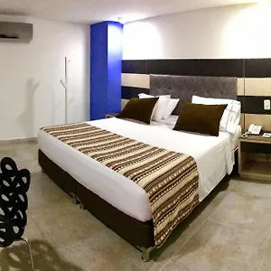 Hotel Parque 70