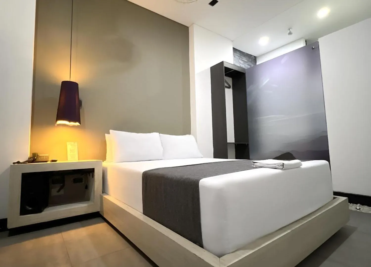 ***  Hotel 47 Medellin Center Colombia