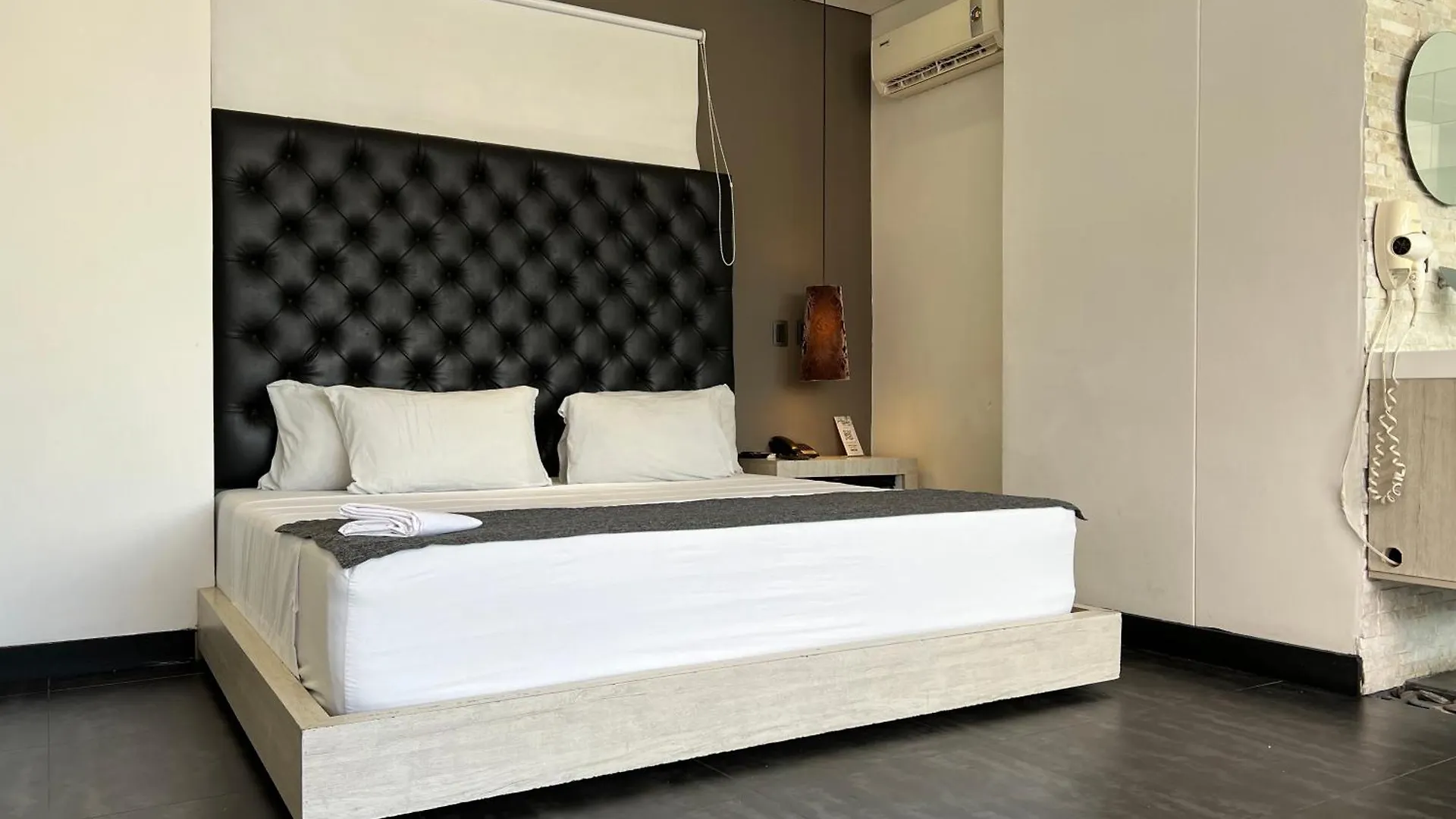 Hotel 47 Medellin Center