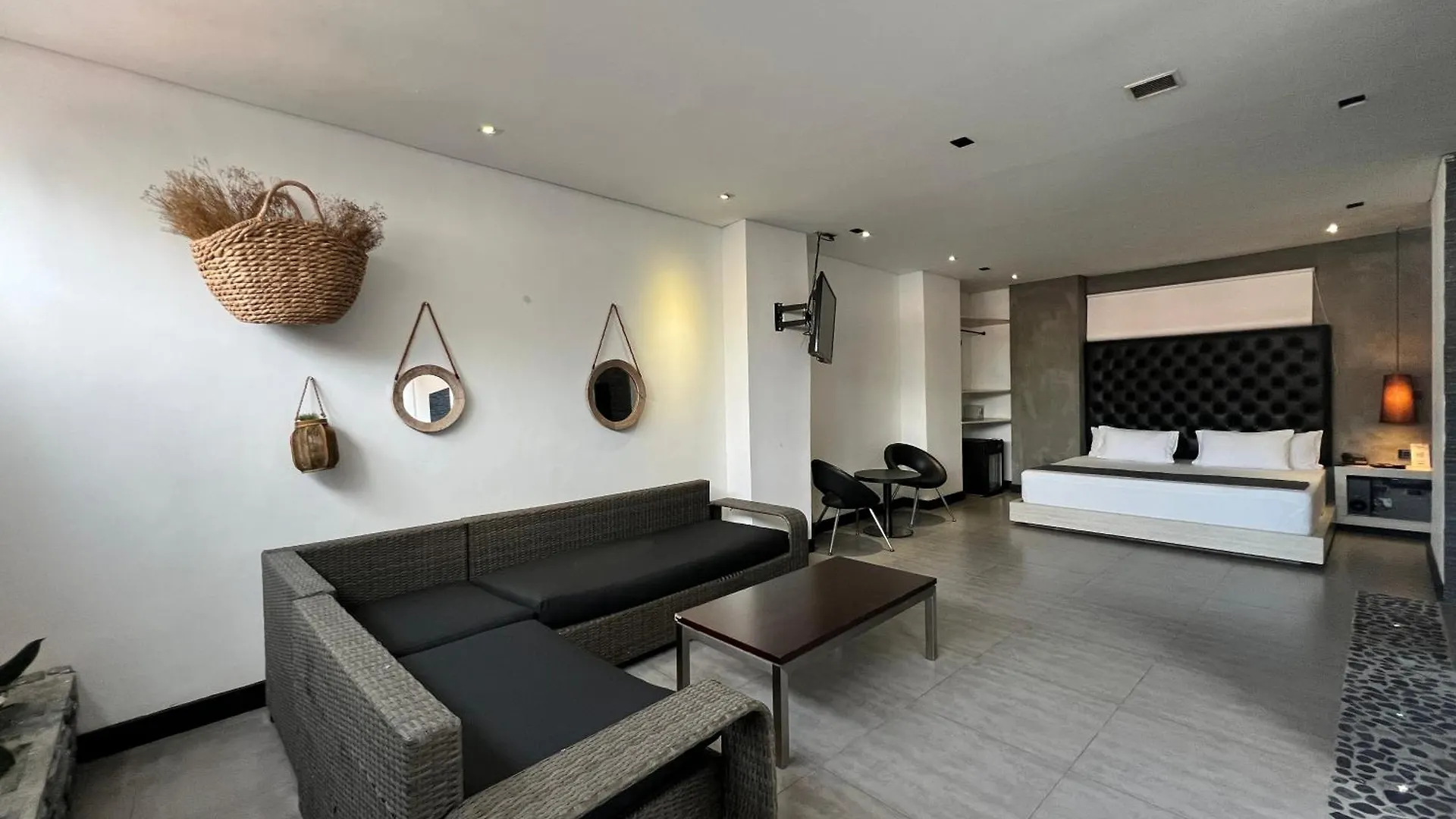 Hotel 47 Medellin Center