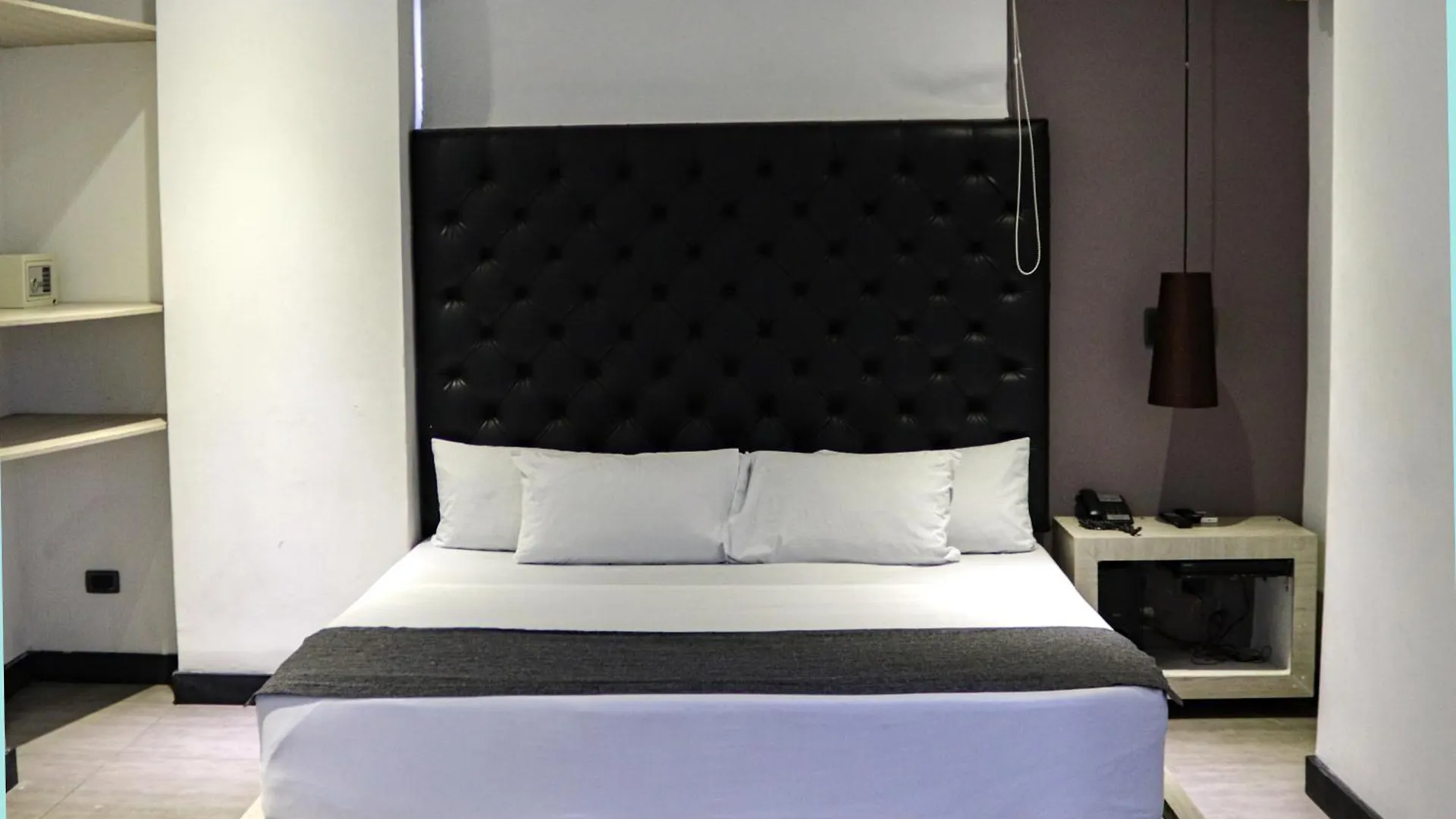 Hotel 47 Medellin Center 3*,  Kolumbien