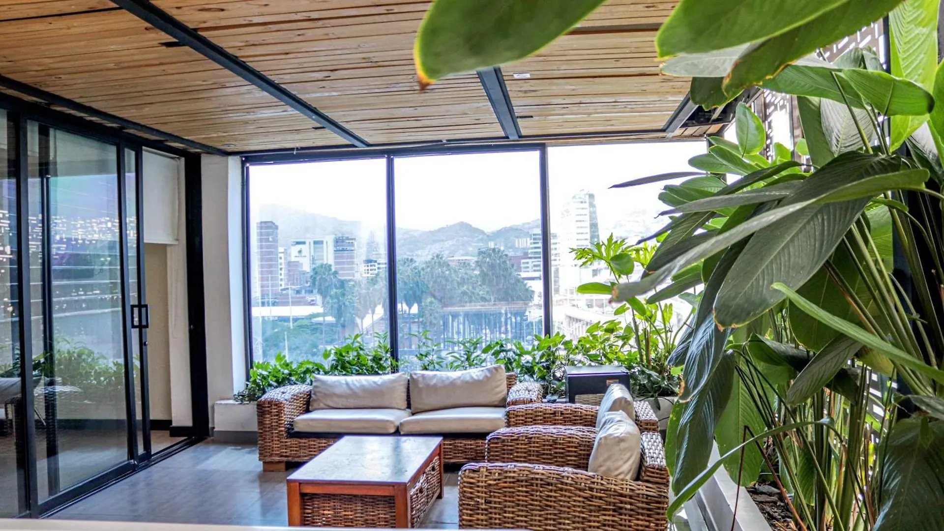 Hotel 47 Medellin Center